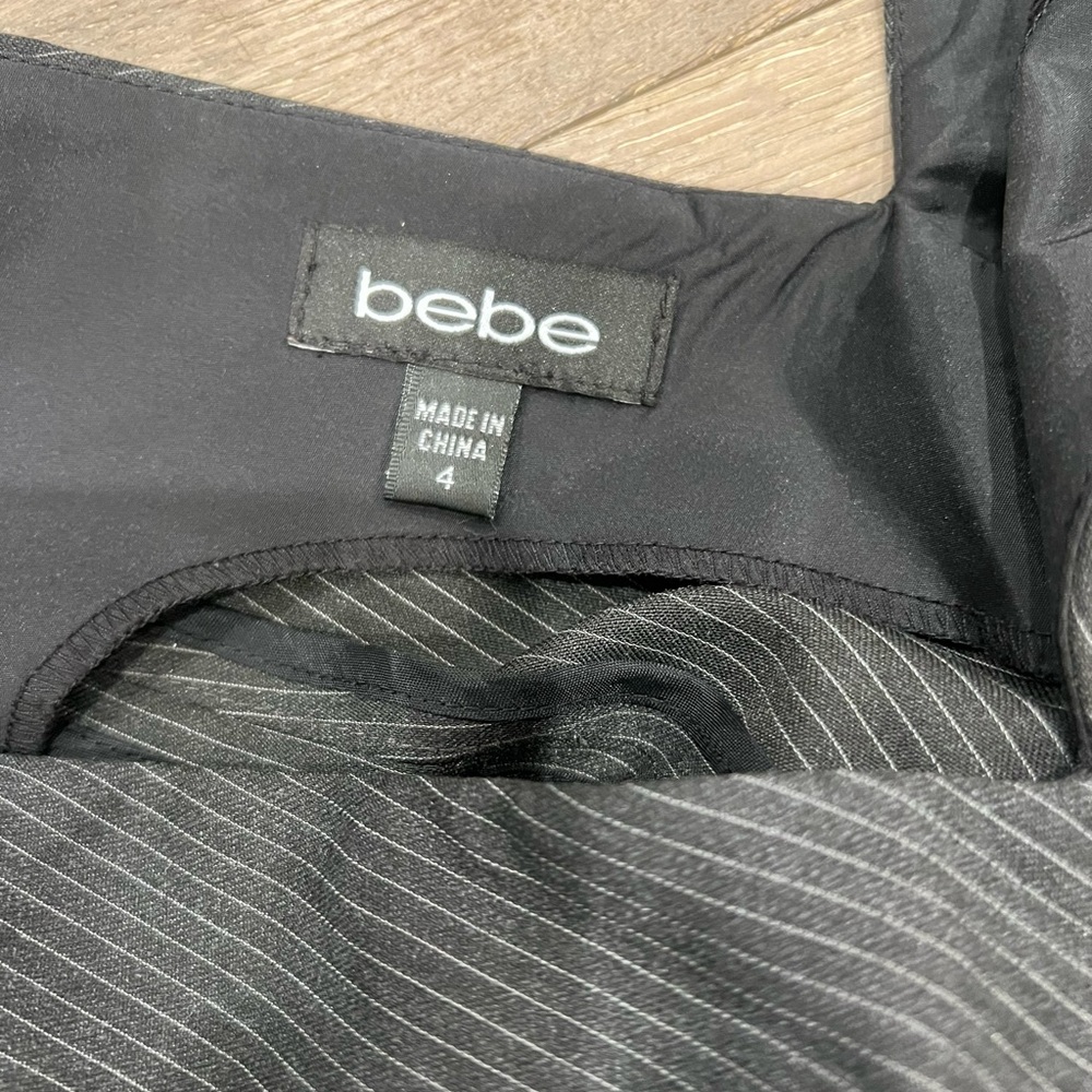 Bebe Dress - Picture 3 of 3